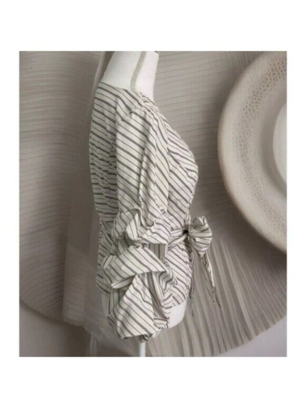 White House Black Market Stripe Wrap Blouse Size 6 Ruffle Sleeve Tie Front Top - Picture 3 of 12